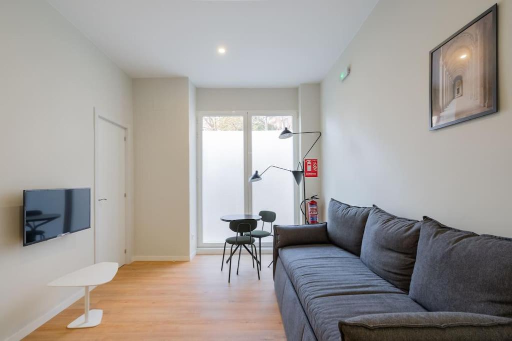Ideal Flat For 2 Pax -F Fpo1 Madrid Esterno foto